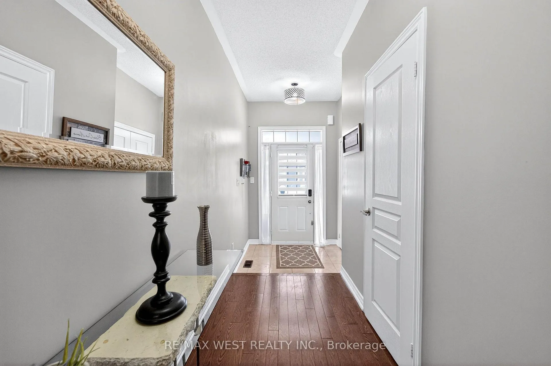 Photo 5 of 99 Alexie Way, Vaughan, Vellore Village — HOMEH