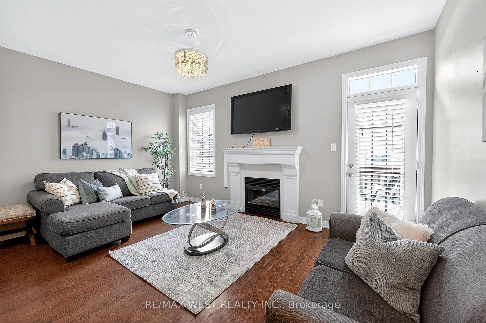 Photo 10 of 99 Alexie Way, Vaughan, Vellore Village — HOMEH
