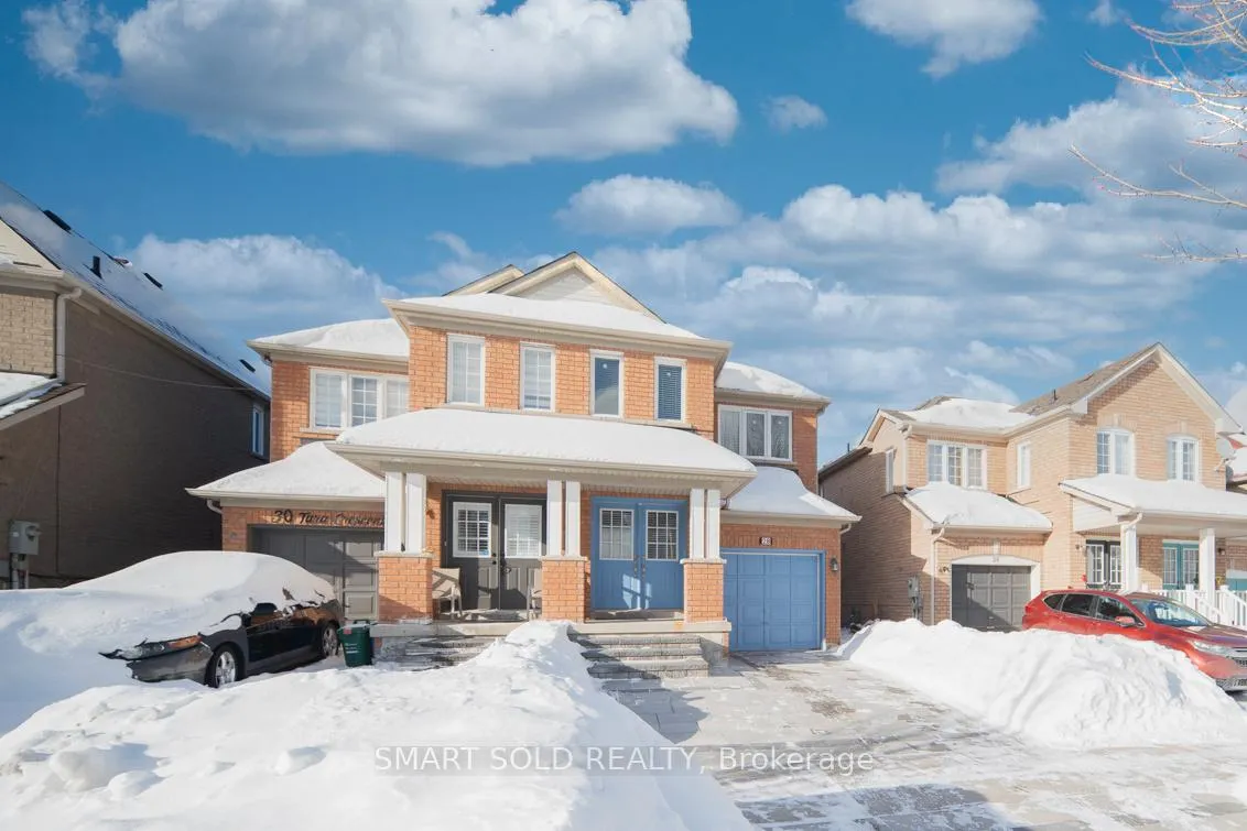Photo 3 of 28 Tara Crescent, Markham, Cedarwood — HOMEH