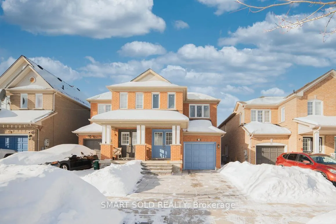 Photo 4 of 28 Tara Crescent, Markham, Cedarwood — HOMEH