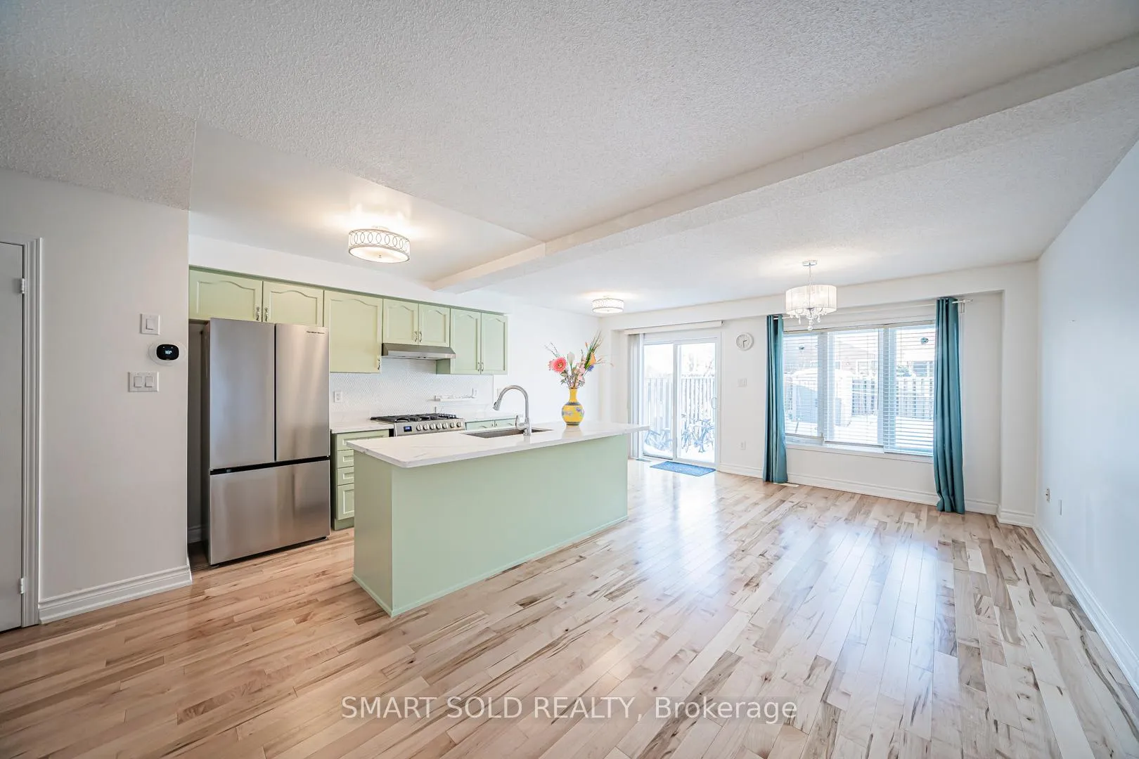 Photo 17 of 28 Tara Crescent, Markham, Cedarwood — HOMEH