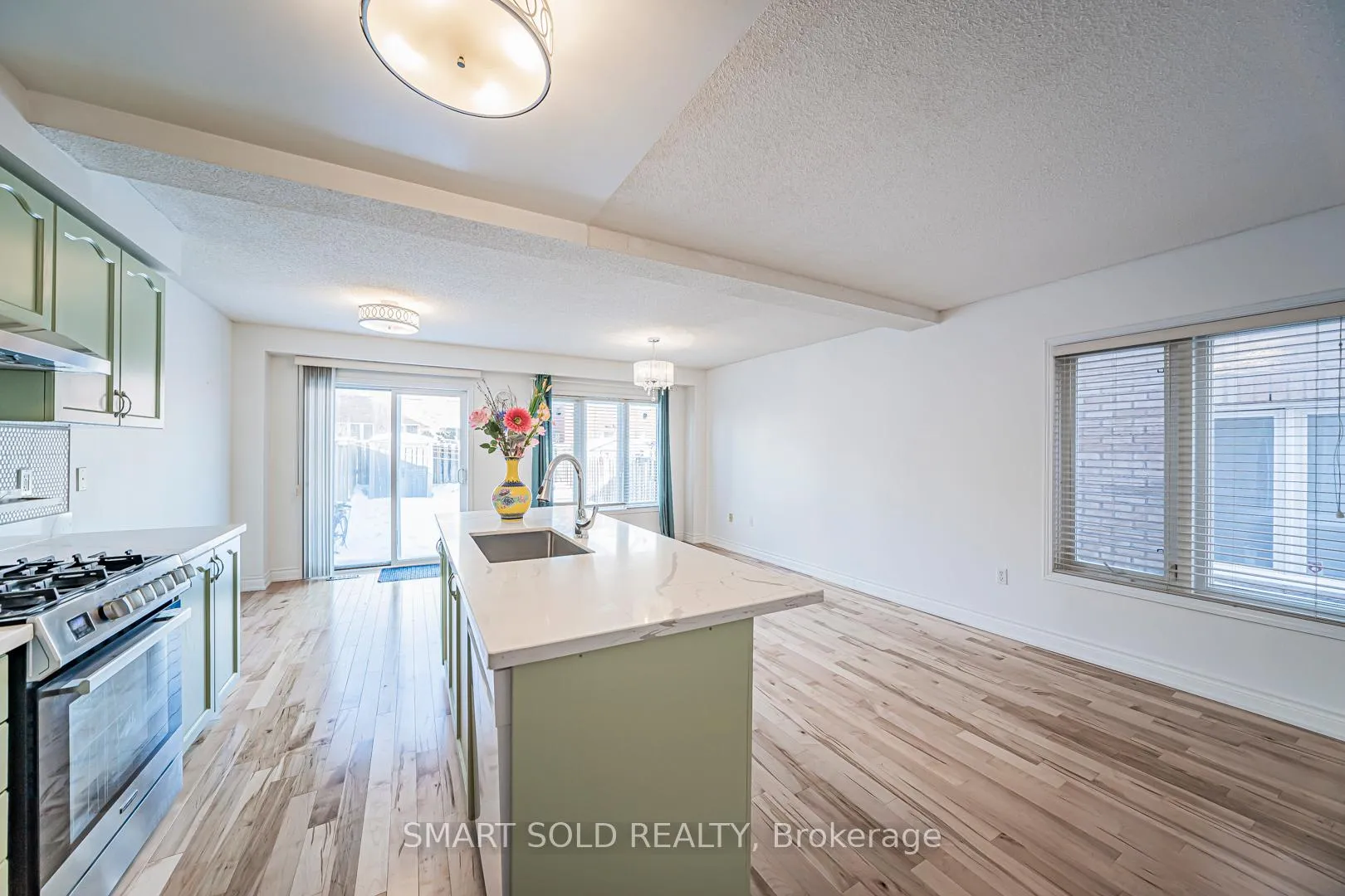 Photo 18 of 28 Tara Crescent, Markham, Cedarwood — HOMEH