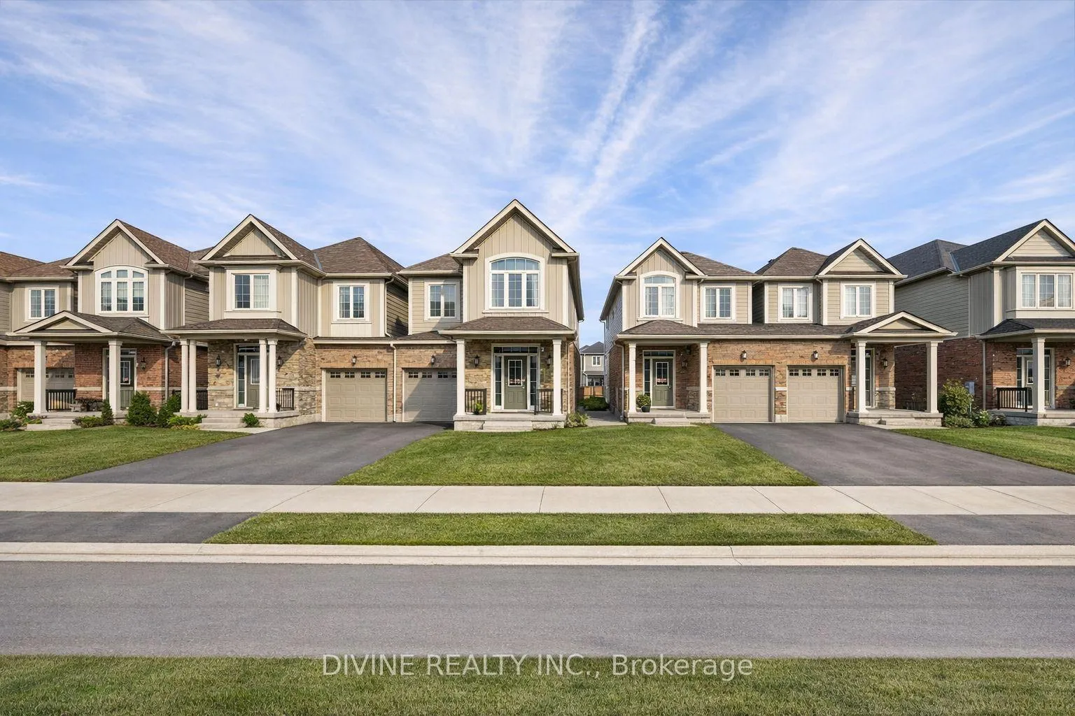 Front of 9241 White Oak Avenue
