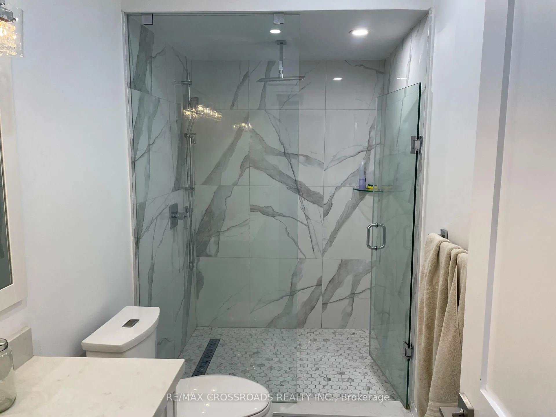 Photo 30 of 89 Cadorna Avenue, Toronto, East York — HOMEH