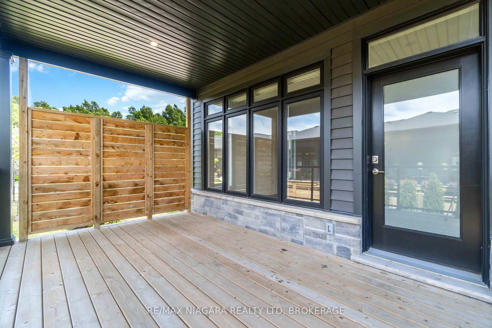 Photo 10 of Unit 27, 9150 Willoughby Drive, Niagara Falls, Chippawa — HOMEH