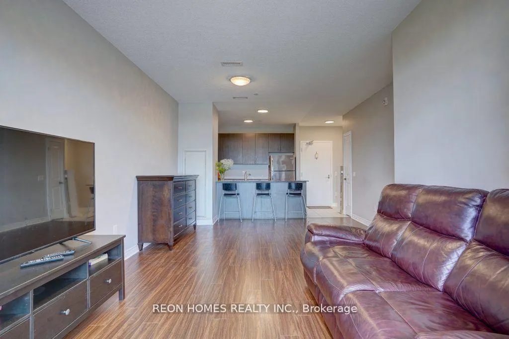 Photo 5 of Unit 519, 7325 Markham Road, Markham, Cedarwood — HOMEH