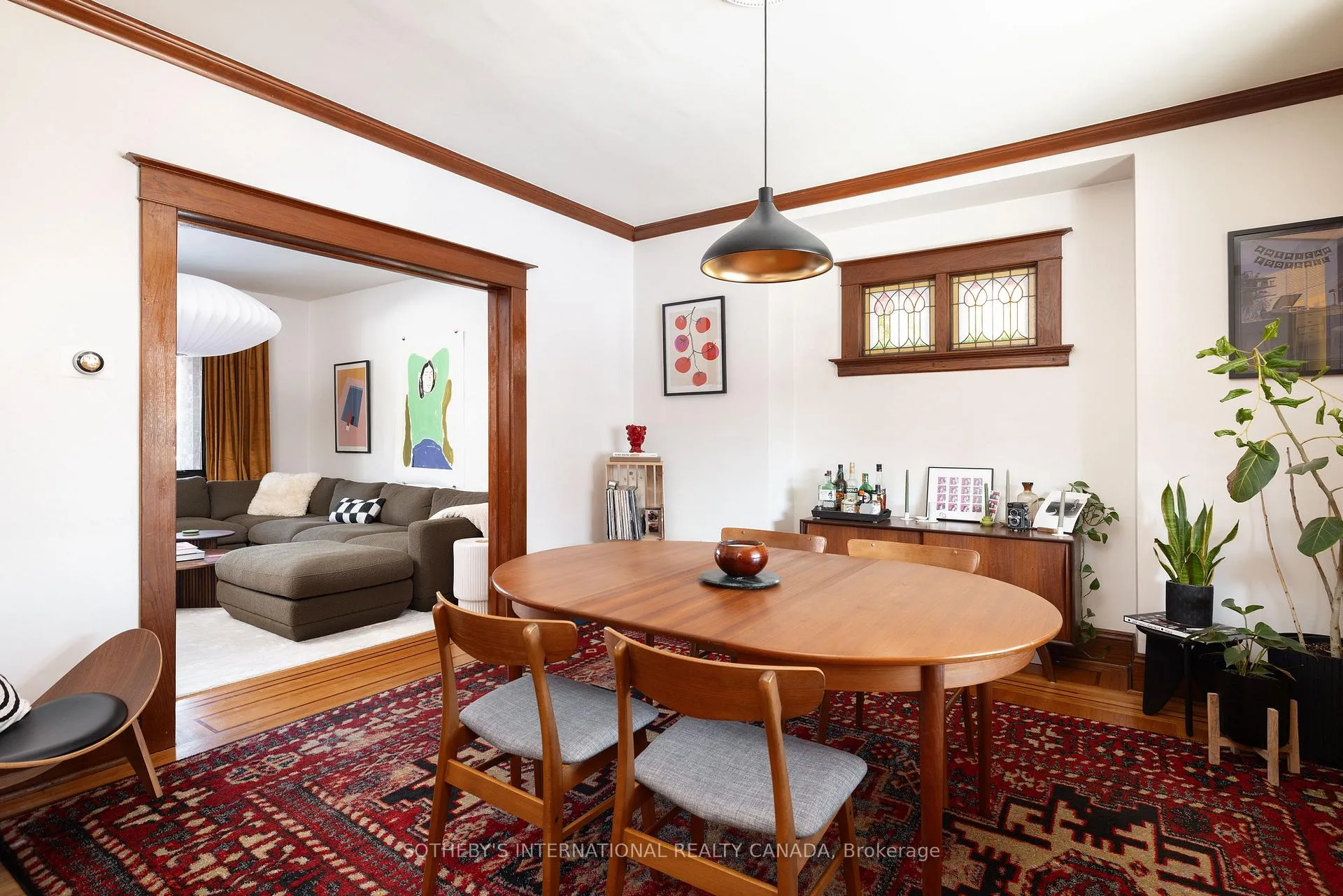 Photo 4 of 253 Graham Avenue S, Hamilton, Delta — HOMEH
