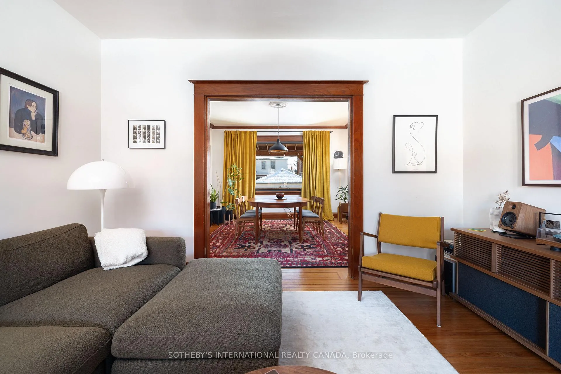Photo 10 of 253 Graham Avenue S, Hamilton, Delta — HOMEH
