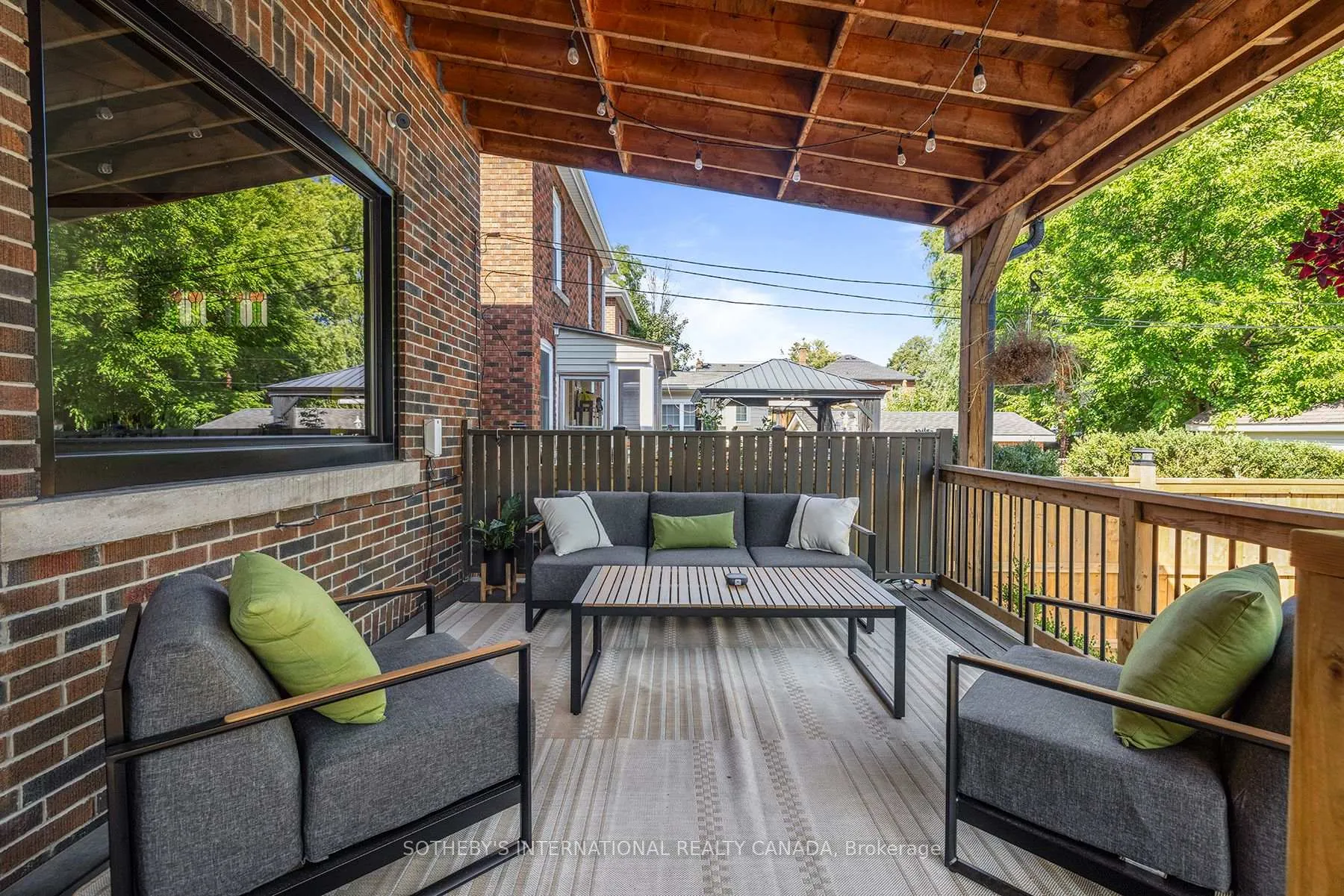 Photo 35 of 253 Graham Avenue S, Hamilton, Delta — HOMEH