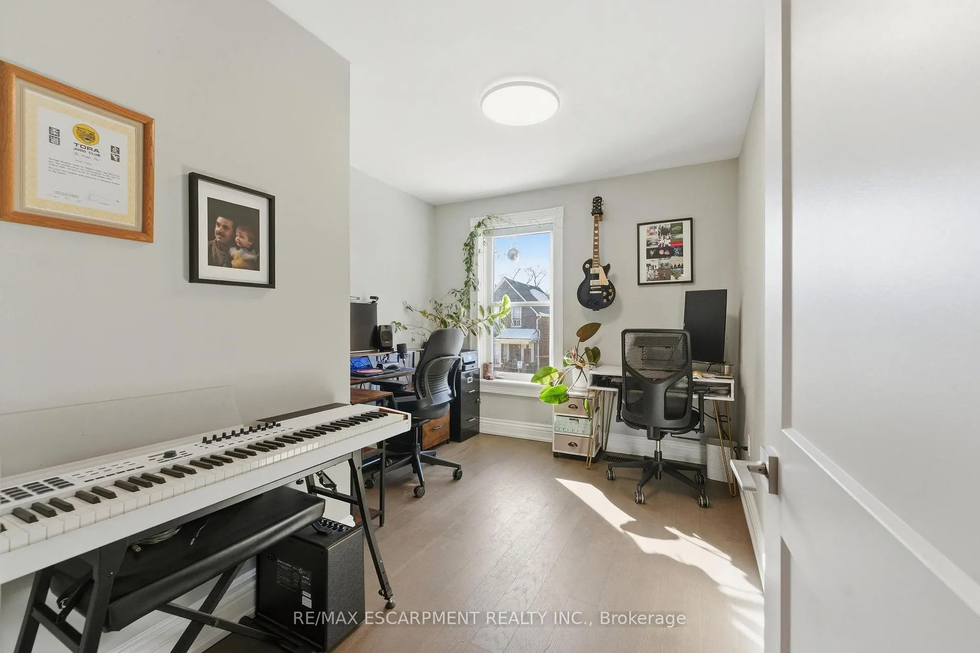 Photo 21 of 15 Century Street, Hamilton, Landsdale — HOMEH