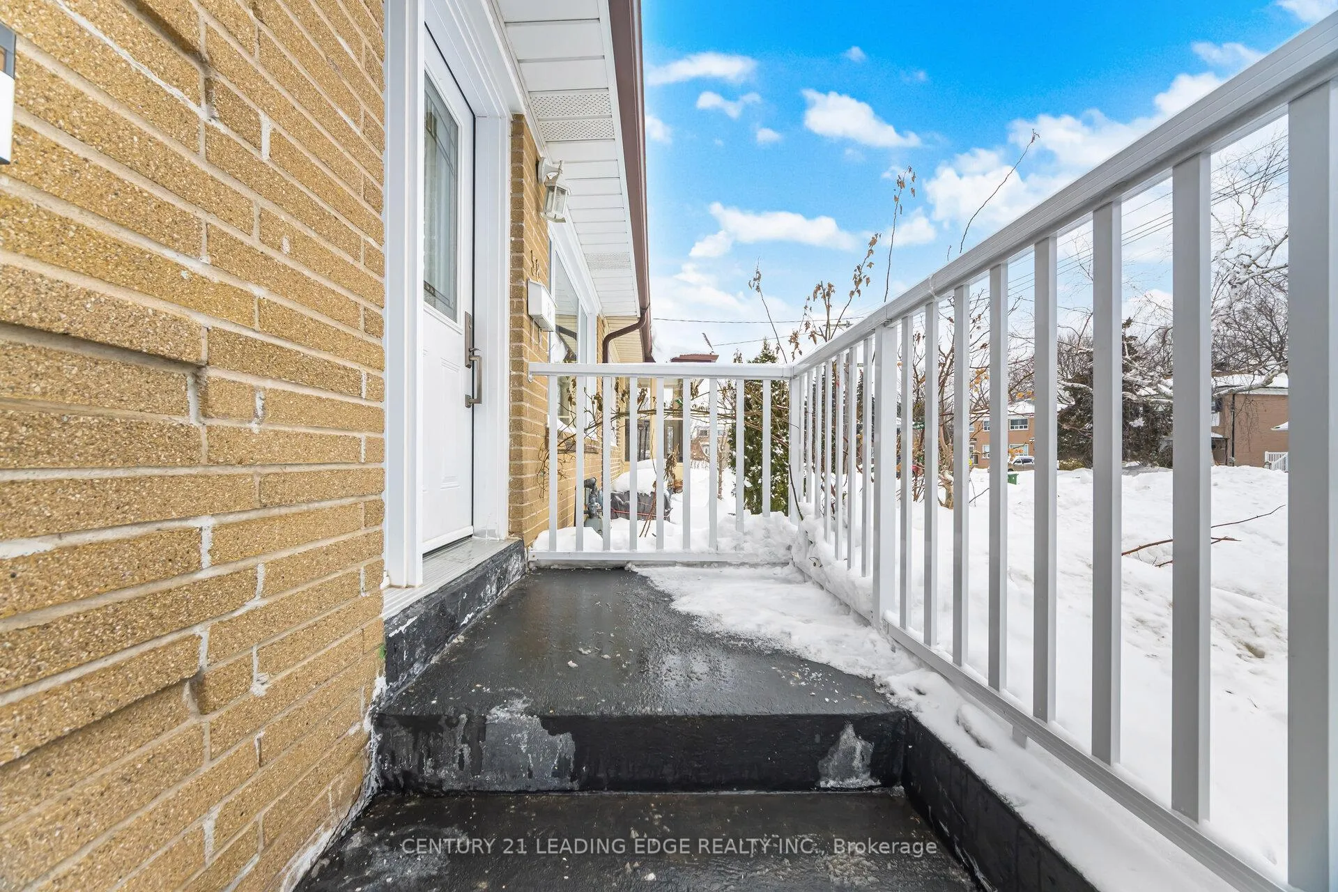 Photo 4 of 58 Rushley Drive, Scarborough, Bendale — HOMEH