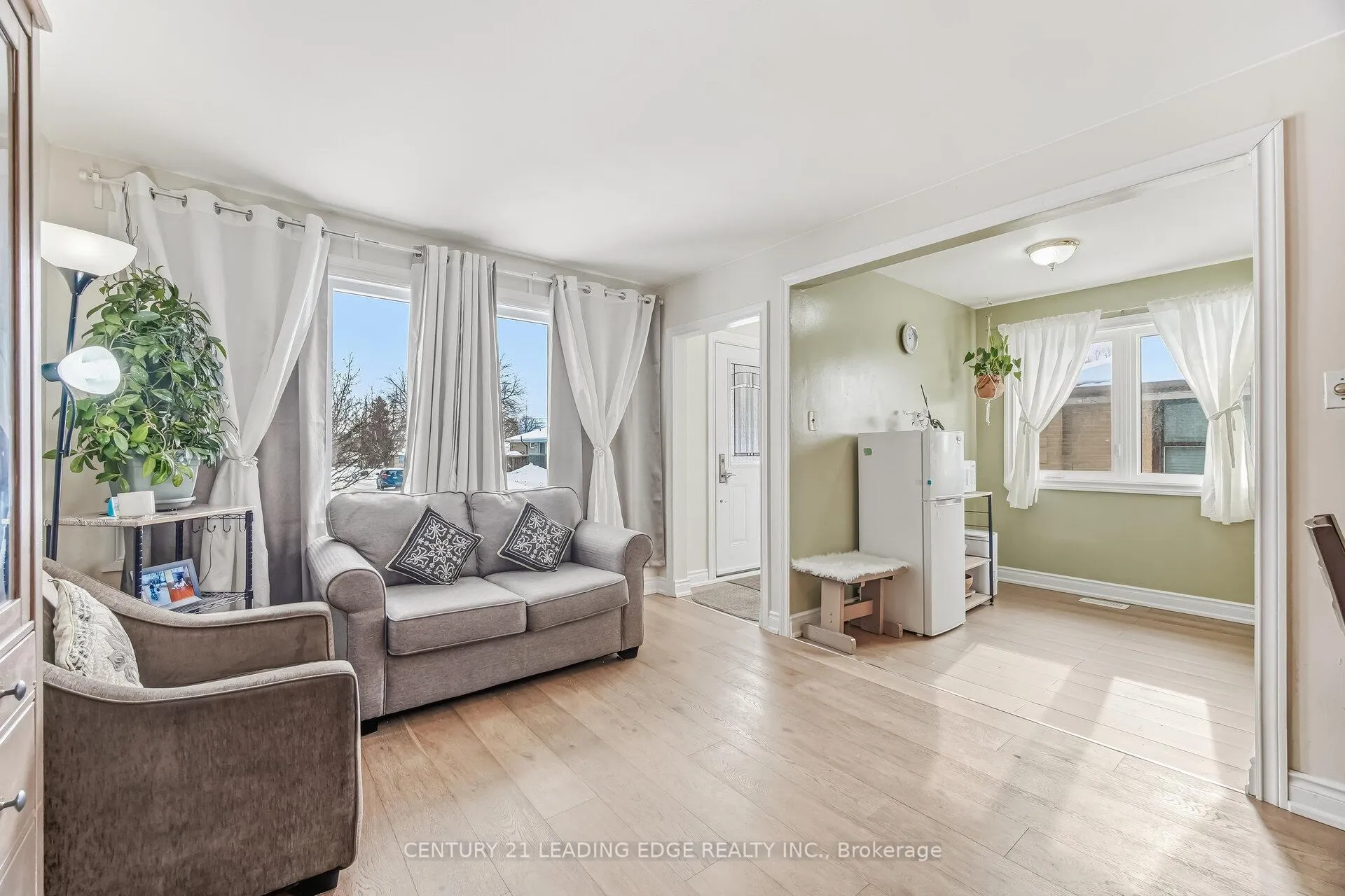 Photo 8 of 58 Rushley Drive, Scarborough, Bendale — HOMEH