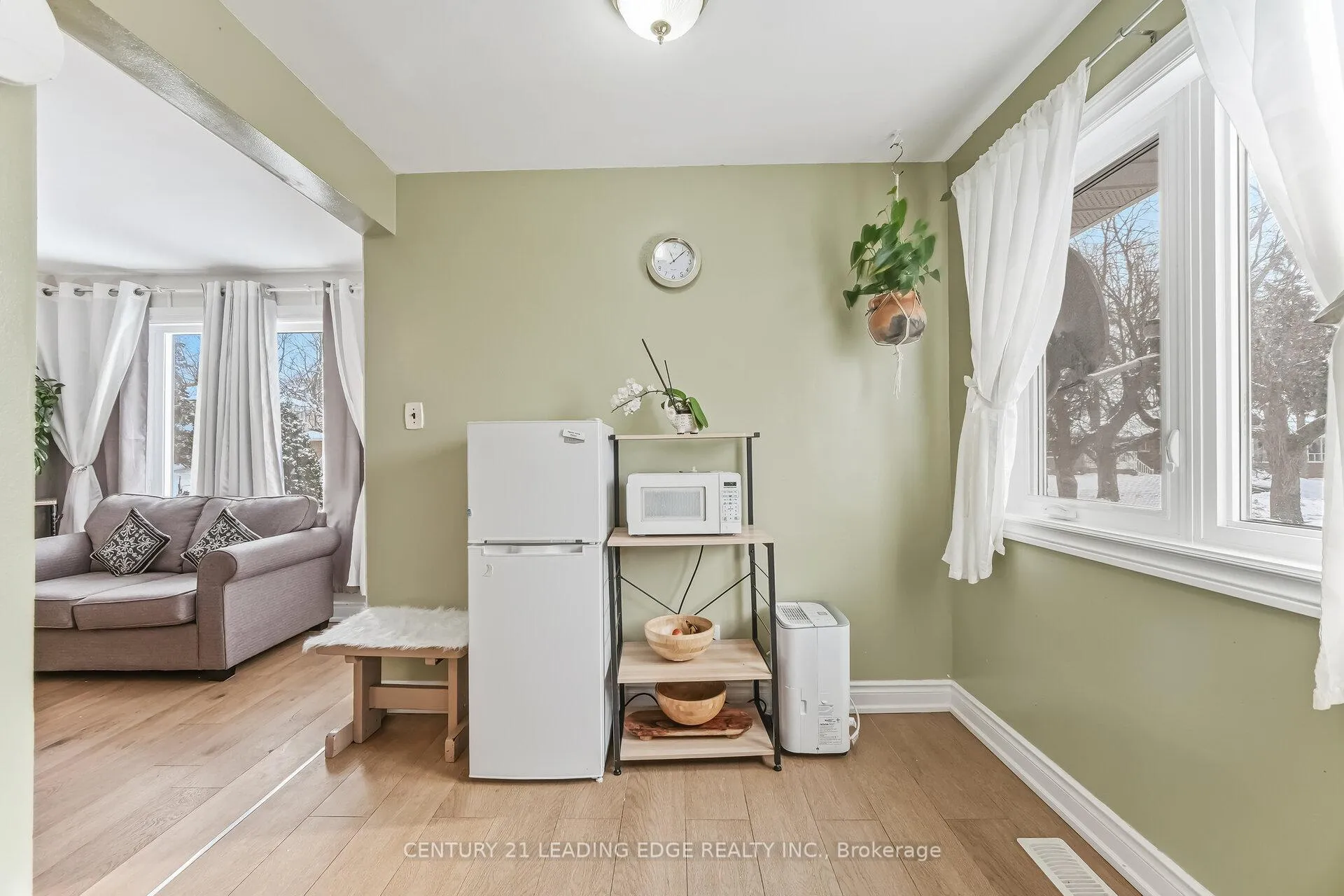 Photo 16 of 58 Rushley Drive, Scarborough, Bendale — HOMEH