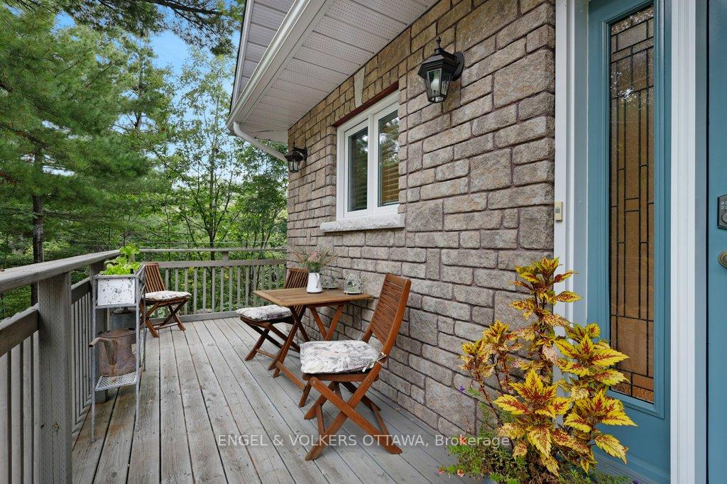 Photo 4 of 916 Humphries Road, Horton, Horton Twp — HOMEH