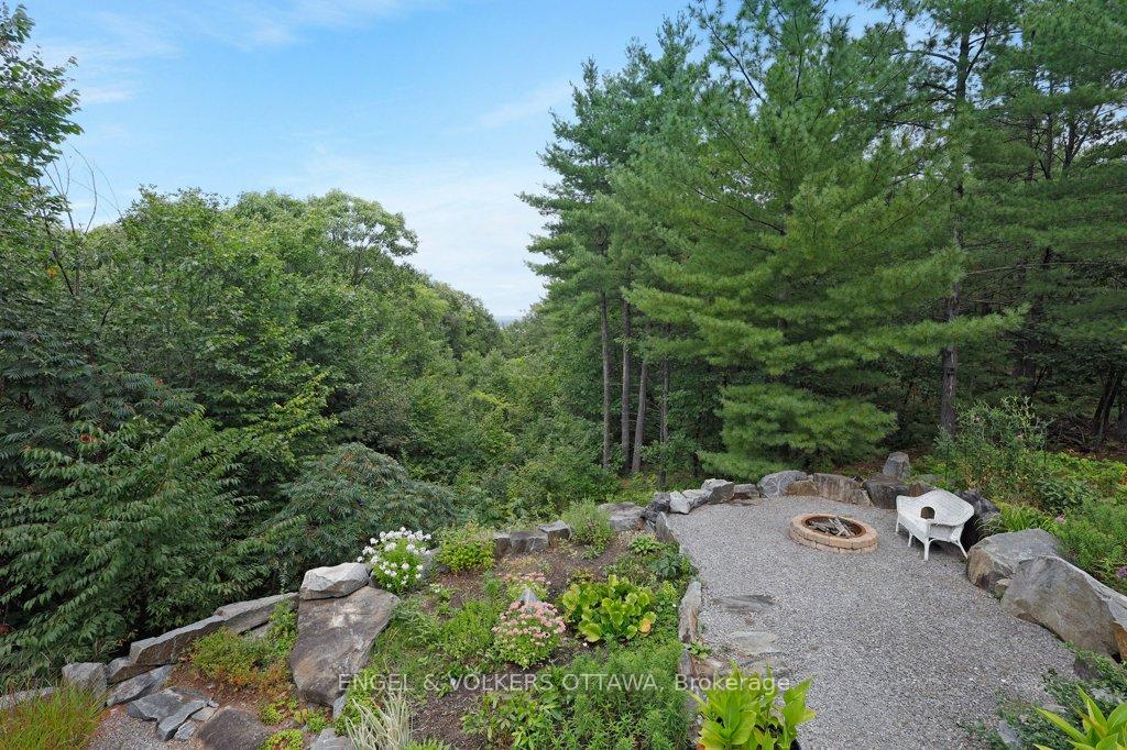 Photo 26 of 916 Humphries Road, Horton, Horton Twp — HOMEH