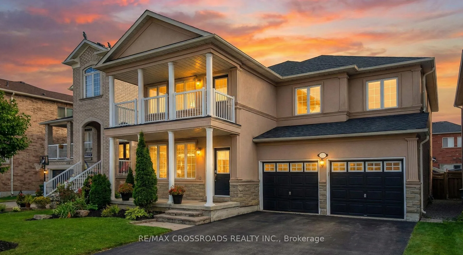 Front of 122 Destino Crescent
