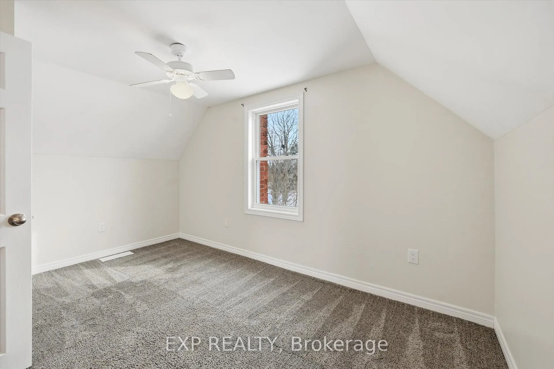 Photo 22 of 91 Devon Road, St. Catharines, Vine/Linwell — HOMEH