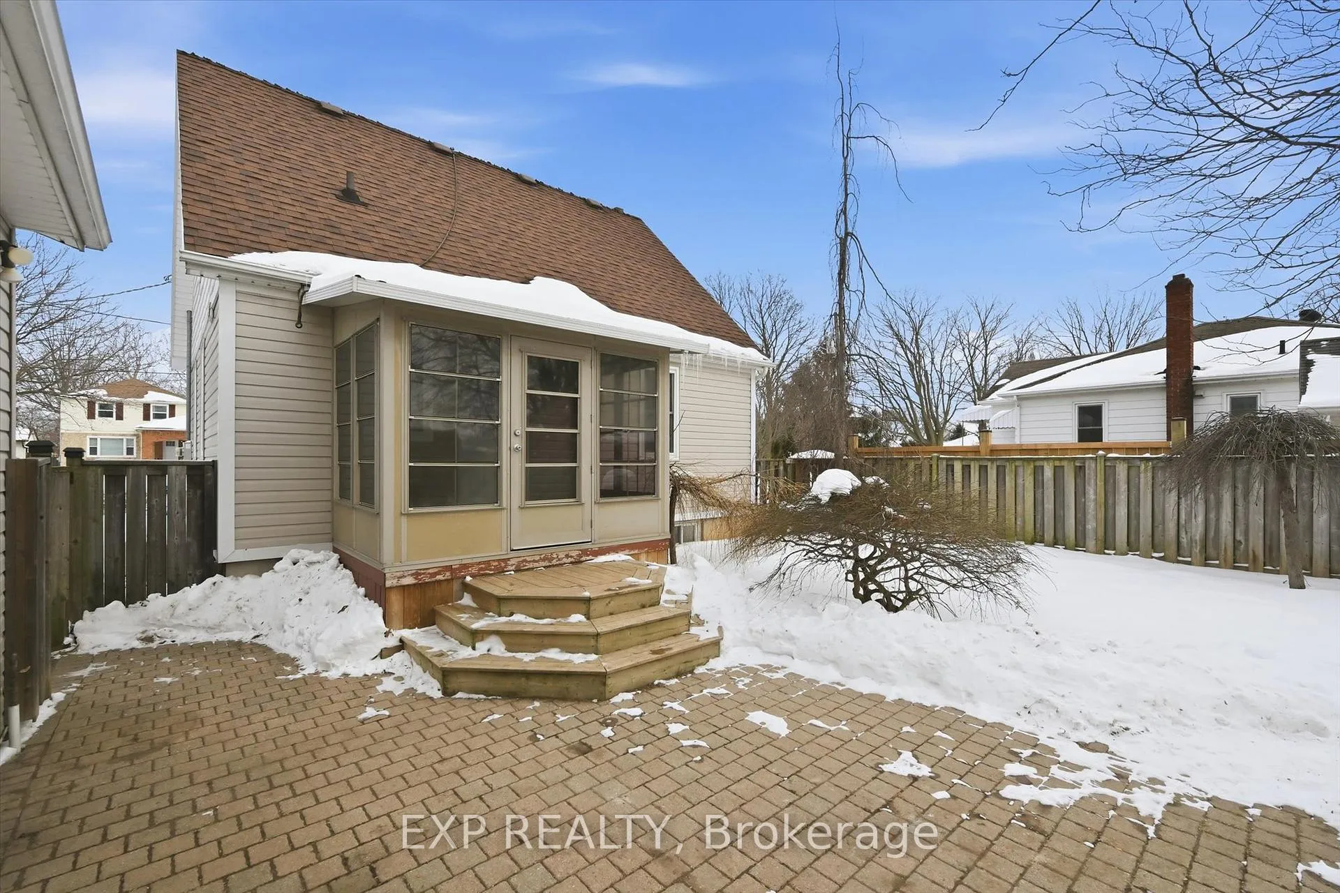 Photo 38 of 91 Devon Road, St. Catharines, Vine/Linwell — HOMEH