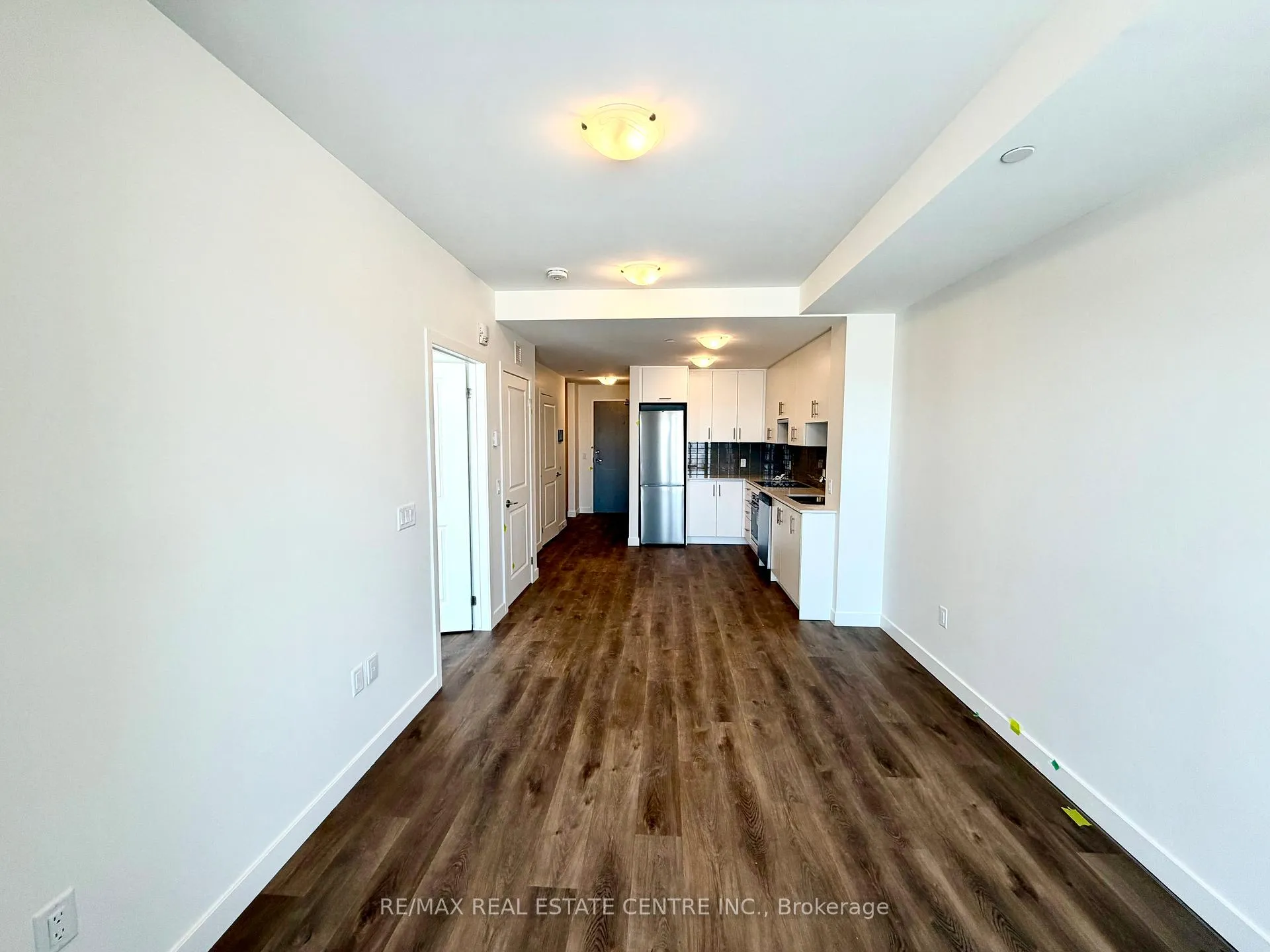 Photo 11 of Unit 910, 461 Green Road, Hamilton, Lakeshore — HOMEH