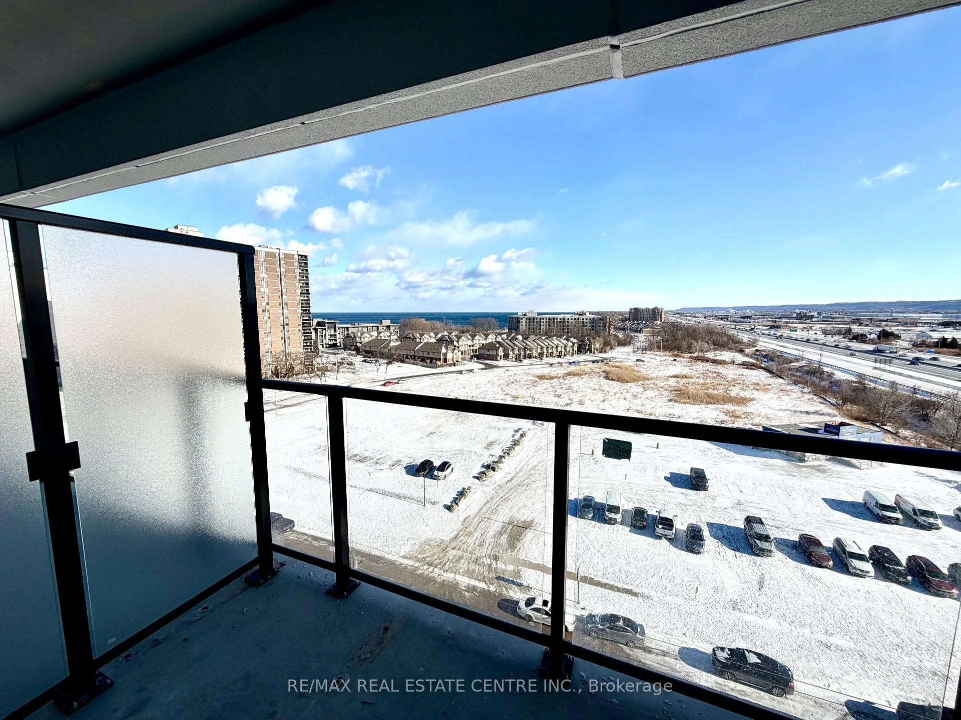 Photo 13 of Unit 910, 461 Green Road, Hamilton, Lakeshore — HOMEH