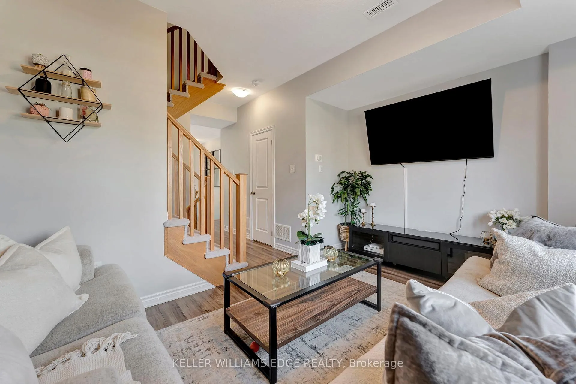 Photo 8 of Unit 3, 383 Dundas Street E, Hamilton, Waterdown — HOMEH