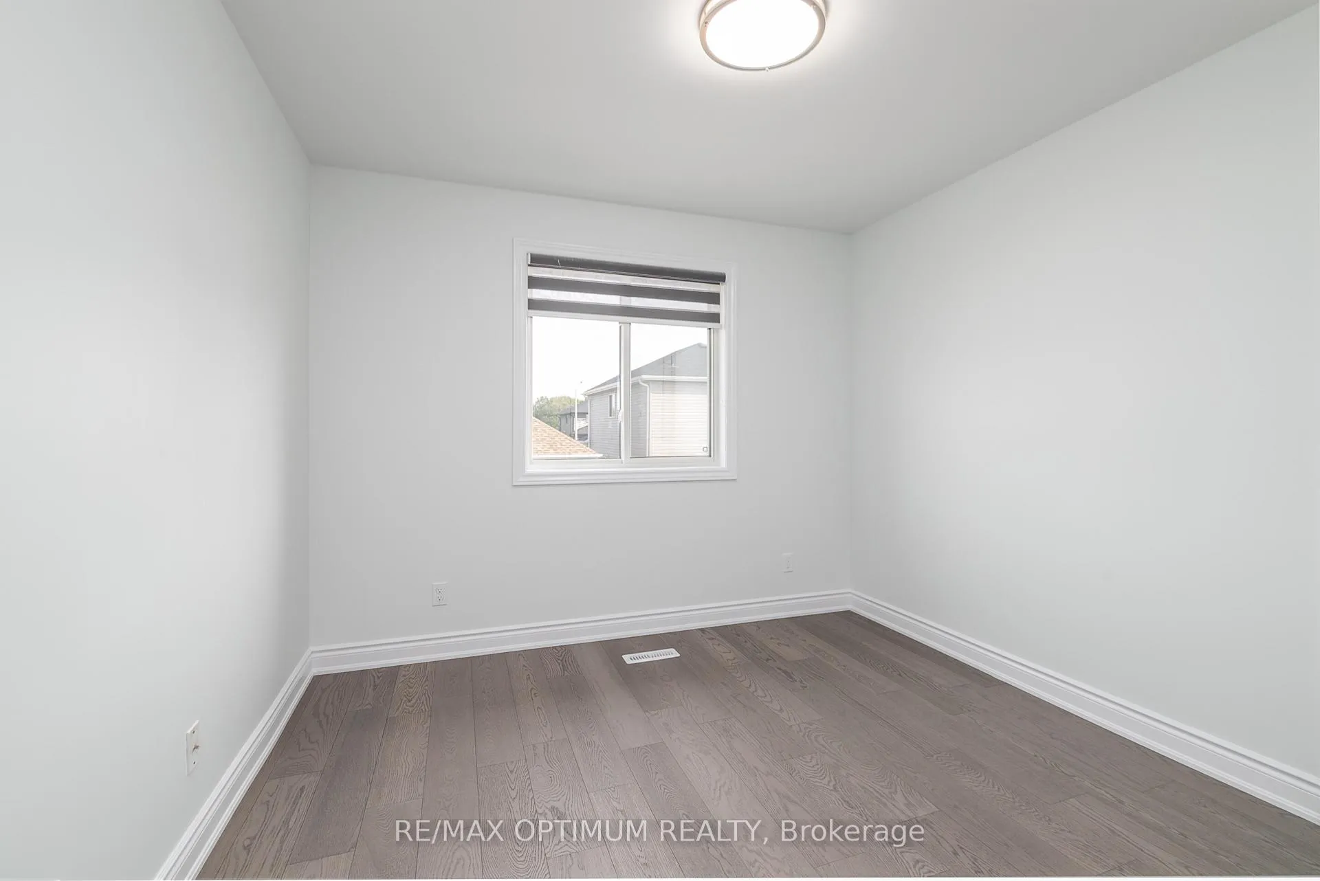 Photo 18 of 34 Primrose Crescent, Belleville, Thurlow Ward — HOMEH