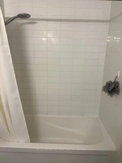 Photo 14 of Unit 35, 555 William Graham Drive, Aurora, Rural Aurora — HOMEH