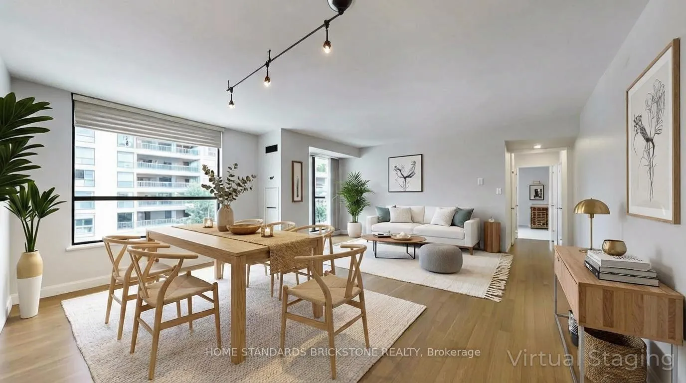 Photo 6 of Unit 803, 47 St Clair Avenue W, Toronto, Yonge-St. Clair — HOMEH