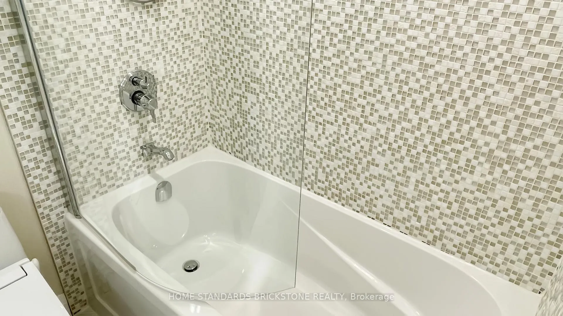 Photo 34 of Unit 803, 47 St Clair Avenue W, Toronto, Yonge-St. Clair — HOMEH