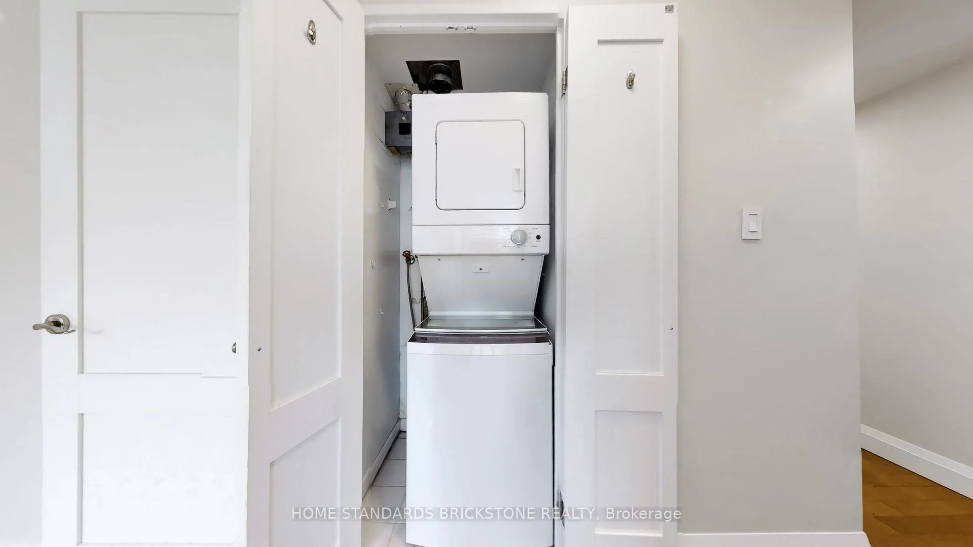 Photo 36 of Unit 803, 47 St Clair Avenue W, Toronto, Yonge-St. Clair — HOMEH