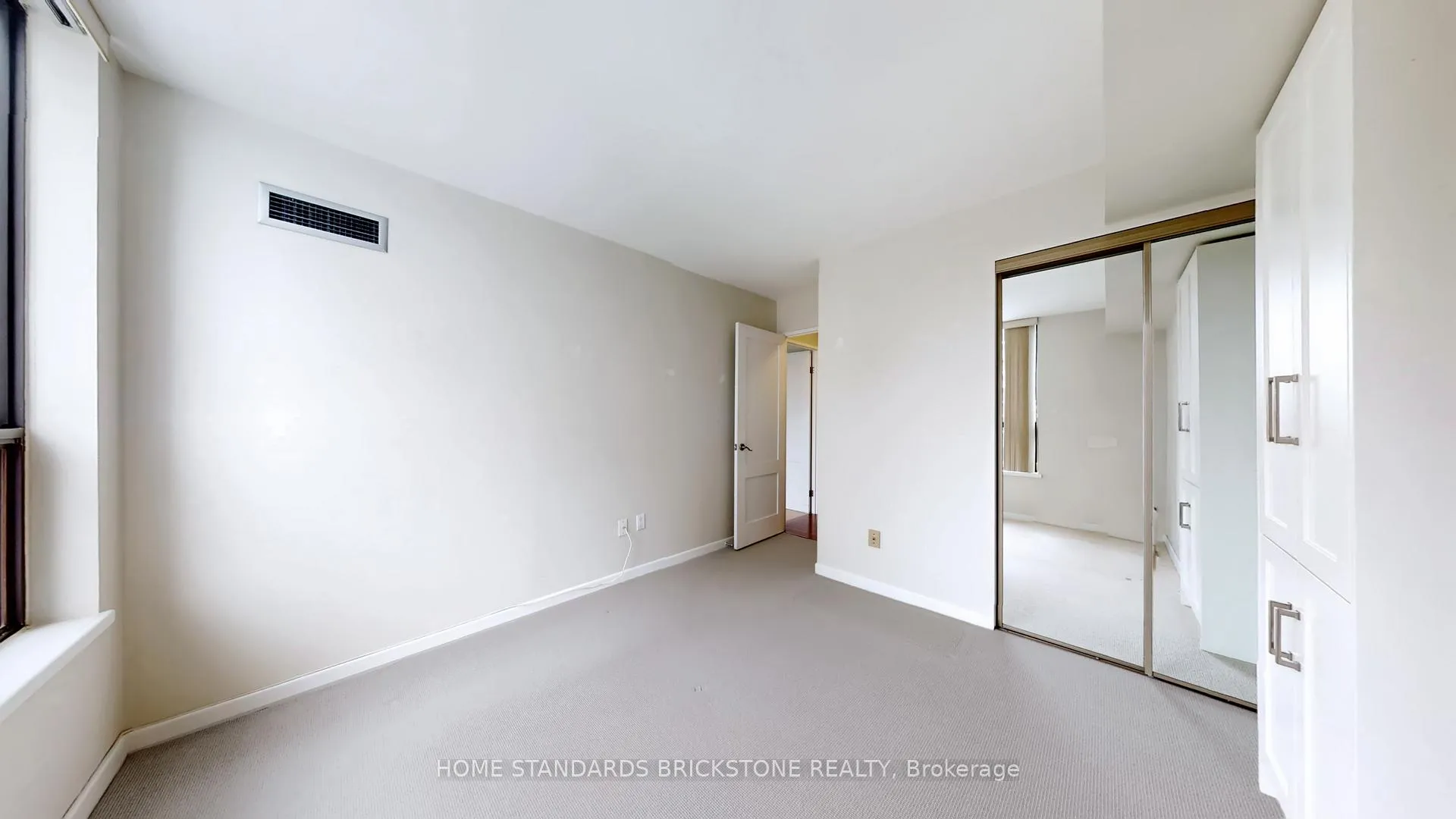 Photo 37 of Unit 803, 47 St Clair Avenue W, Toronto, Yonge-St. Clair — HOMEH