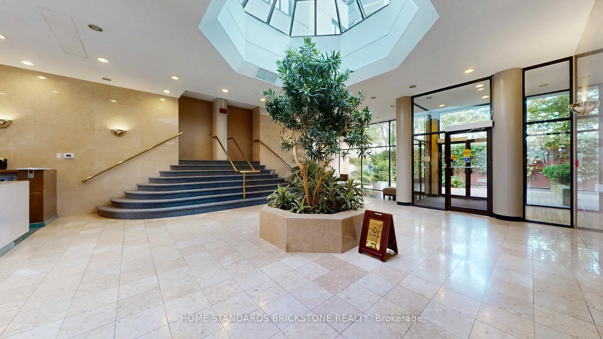 Photo 40 of Unit 803, 47 St Clair Avenue W, Toronto, Yonge-St. Clair — HOMEH