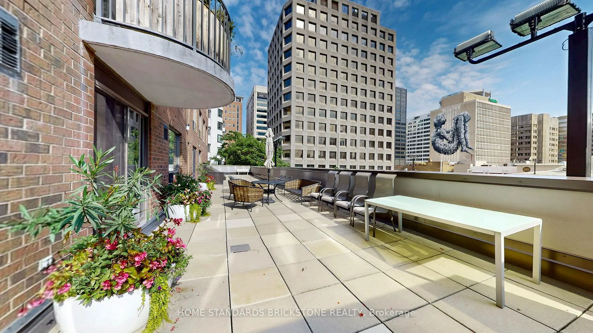 Photo 47 of Unit 803, 47 St Clair Avenue W, Toronto, Yonge-St. Clair — HOMEH