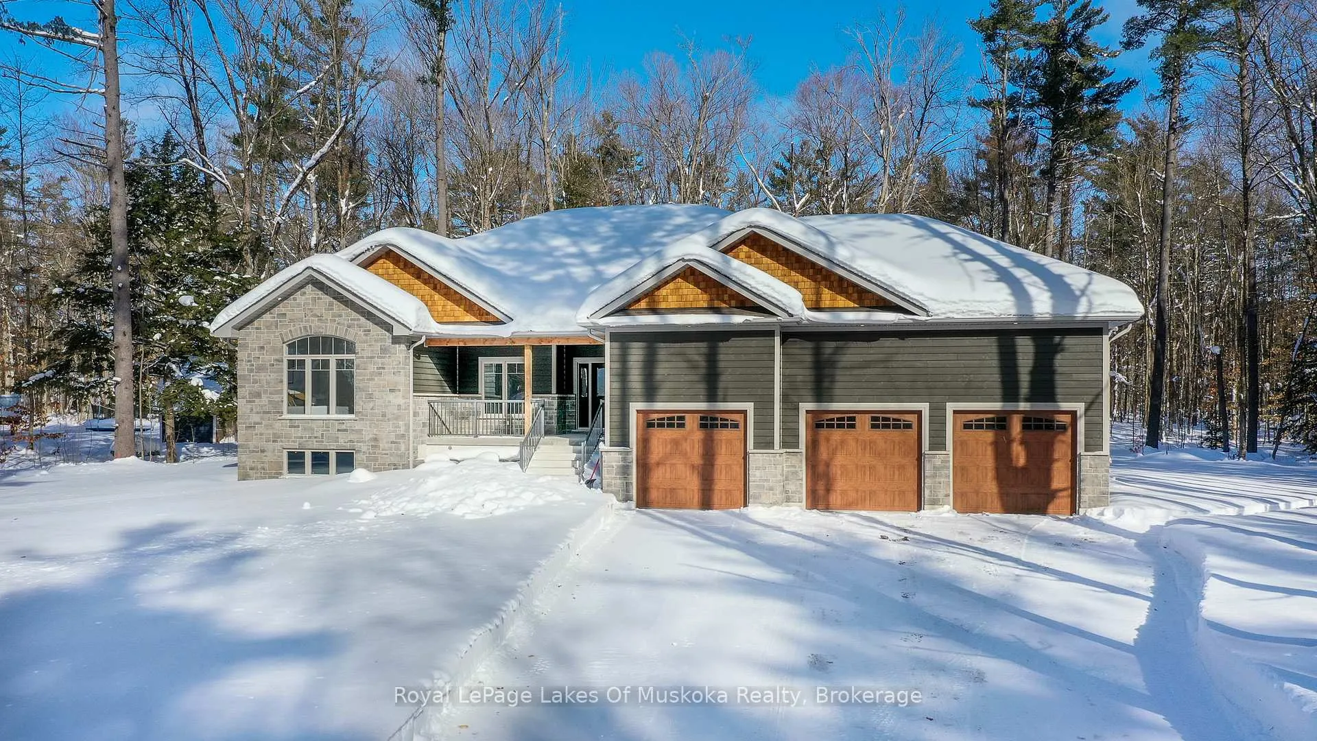 Photo 1 of 1030 Xavier Street, Gravenhurst, Morrison — HOMEH