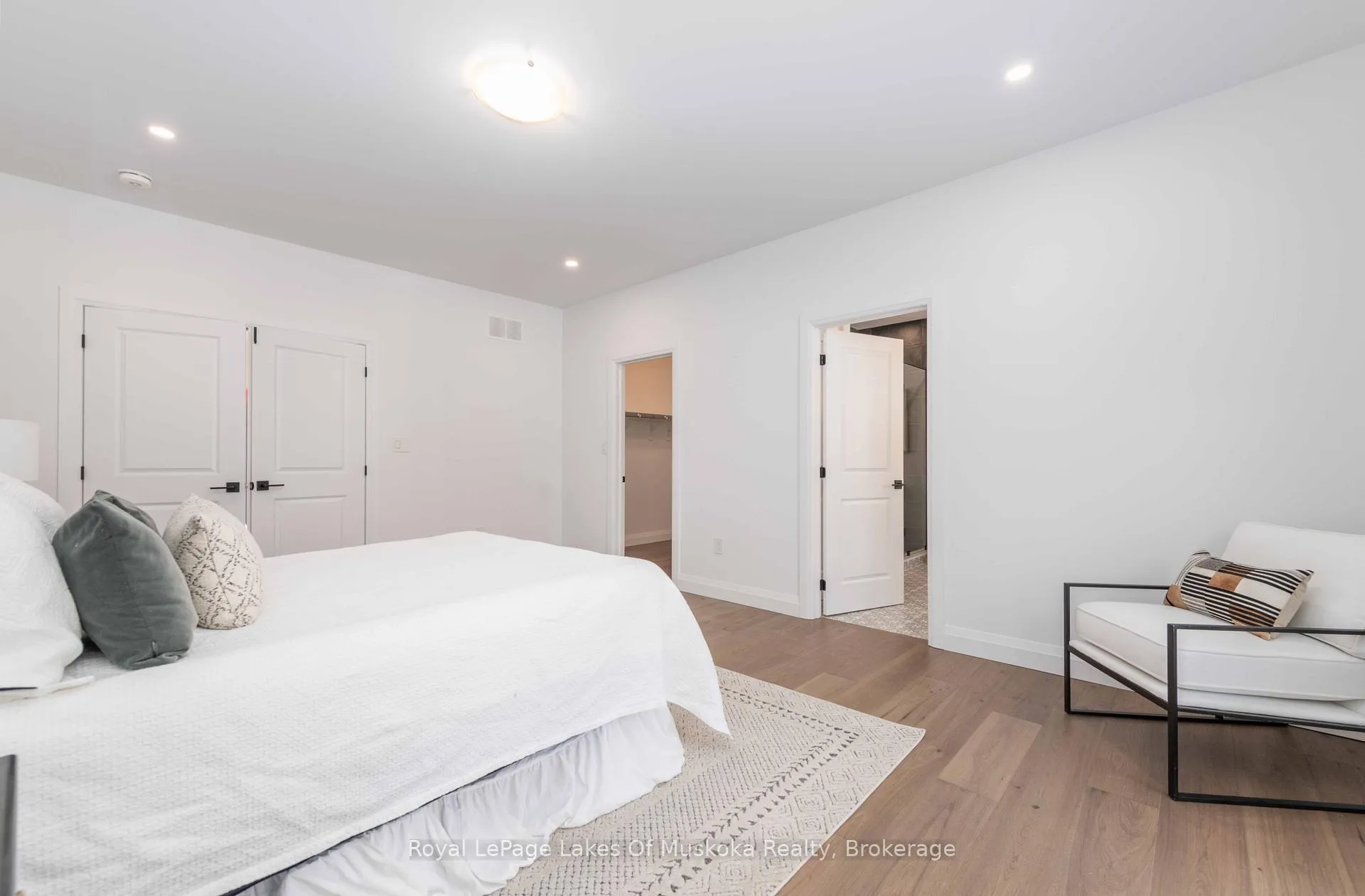 Photo 15 of 1030 Xavier Street, Gravenhurst, Morrison — HOMEH
