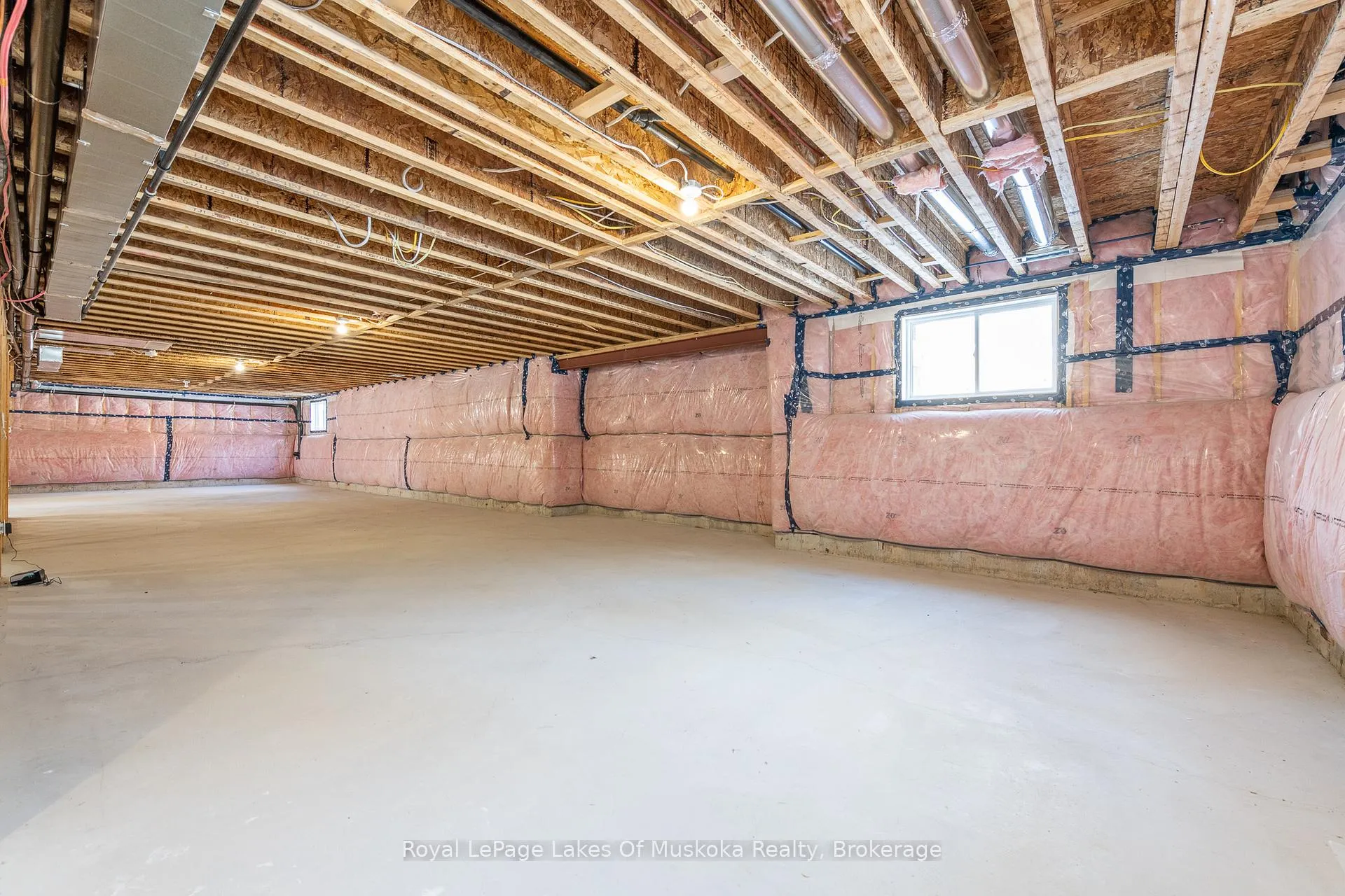 Photo 26 of 1030 Xavier Street, Gravenhurst, Morrison — HOMEH