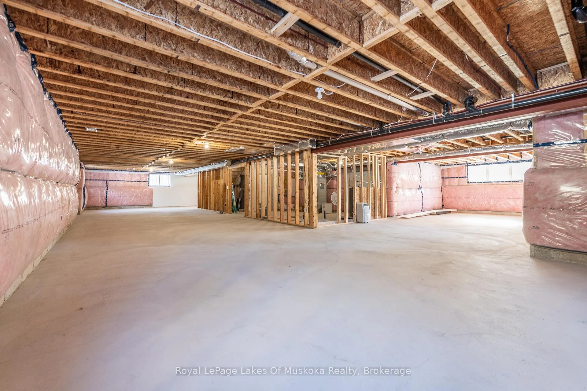 Photo 28 of 1030 Xavier Street, Gravenhurst, Morrison — HOMEH