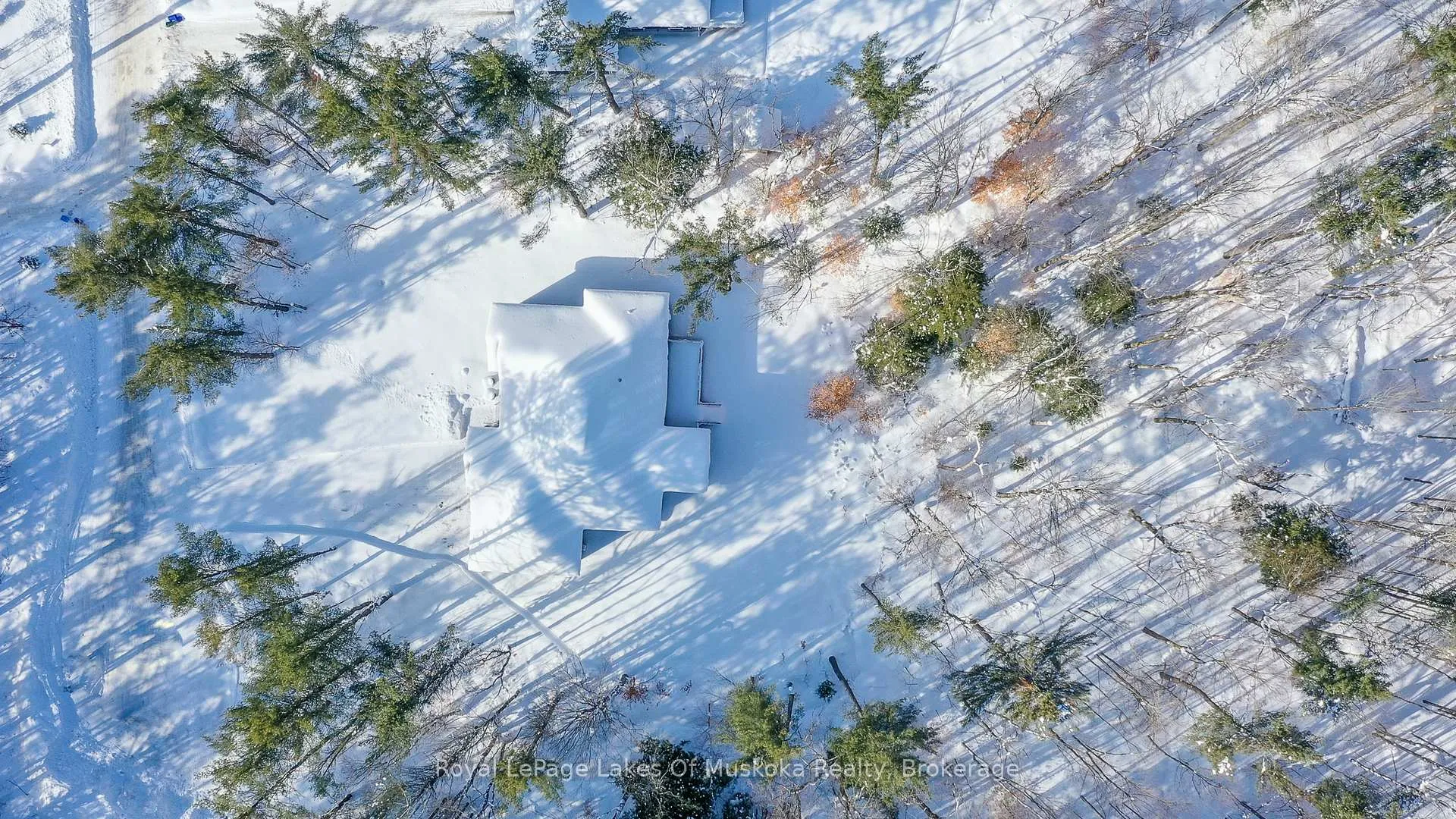 Photo 36 of 1030 Xavier Street, Gravenhurst, Morrison — HOMEH
