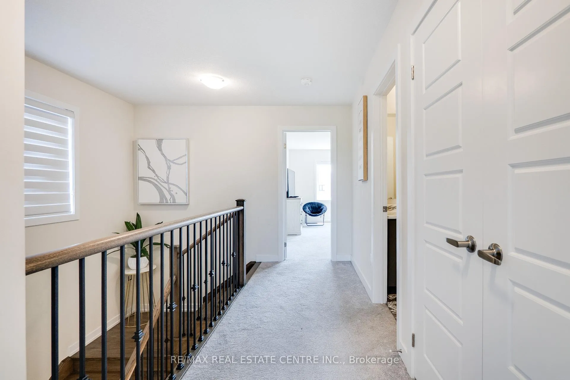 Photo 21 of 54 Lilac Circle, Haldimand — HOMEH