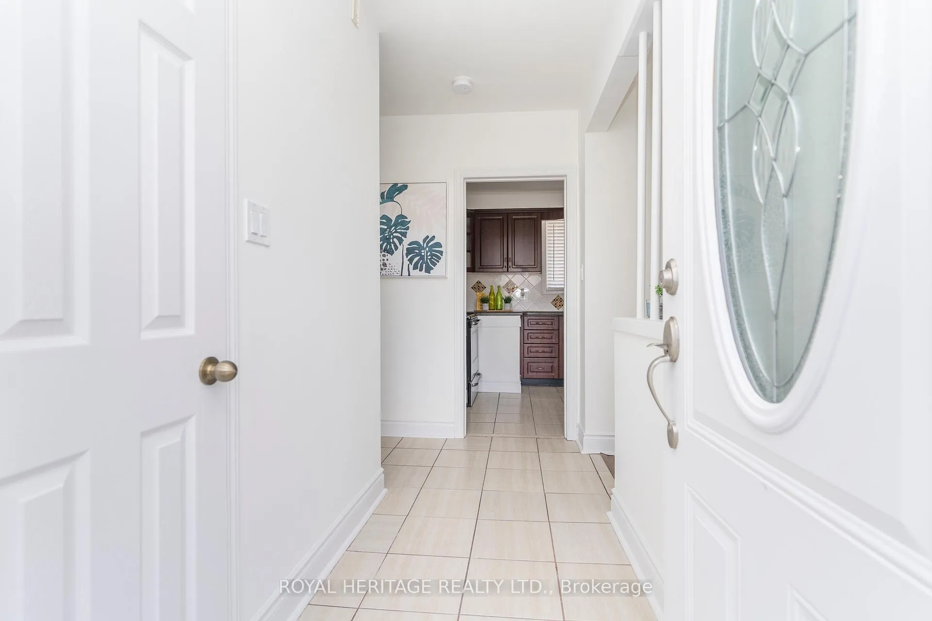 Photo 3 of 55 Bridgenorth Crescent, Etobicoke, Thistletown-Beaumonde Heights — HOMEH