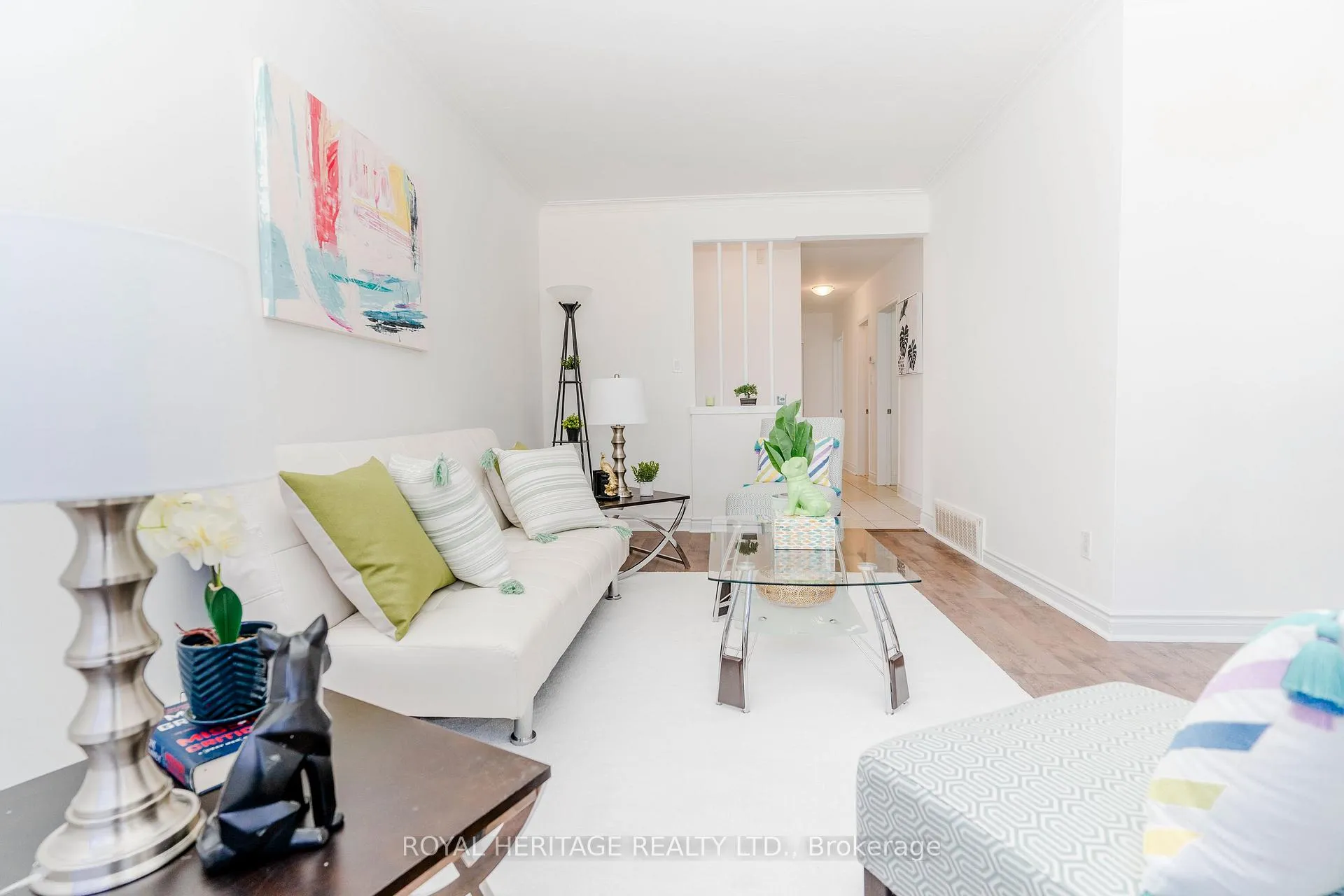 Photo 6 of 55 Bridgenorth Crescent, Etobicoke, Thistletown-Beaumonde Heights — HOMEH