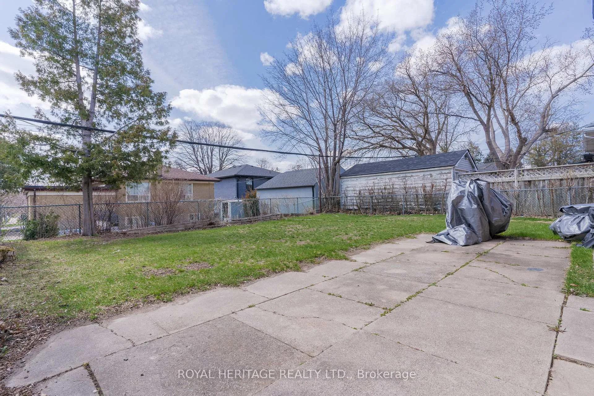 Photo 27 of 55 Bridgenorth Crescent, Etobicoke, Thistletown-Beaumonde Heights — HOMEH
