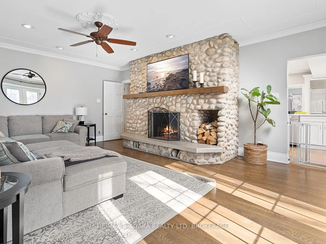 Photo 17 of 10187 Lakeshore Road W, Wainfleet, Lakeshore — HOMEH