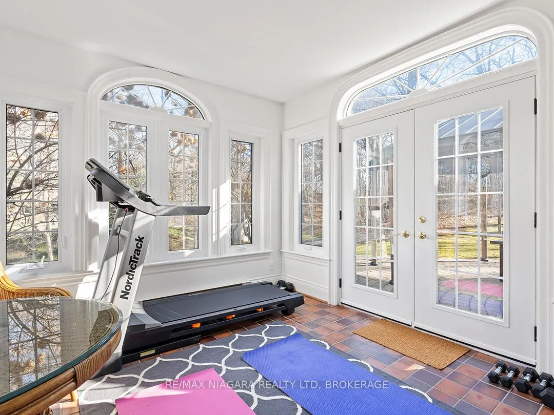 Photo 21 of 10187 Lakeshore Road W, Wainfleet, Lakeshore — HOMEH