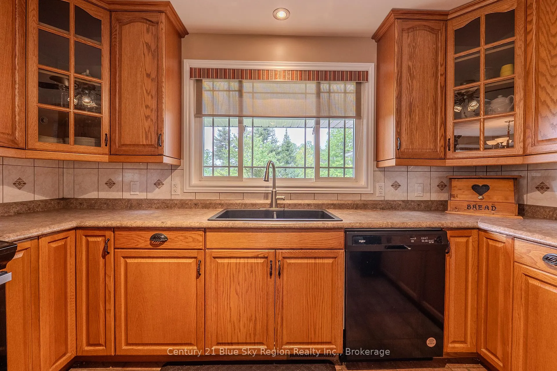 Photo 13 of 220 Hummel Line, Powassan, Trout Creek — HOMEH
