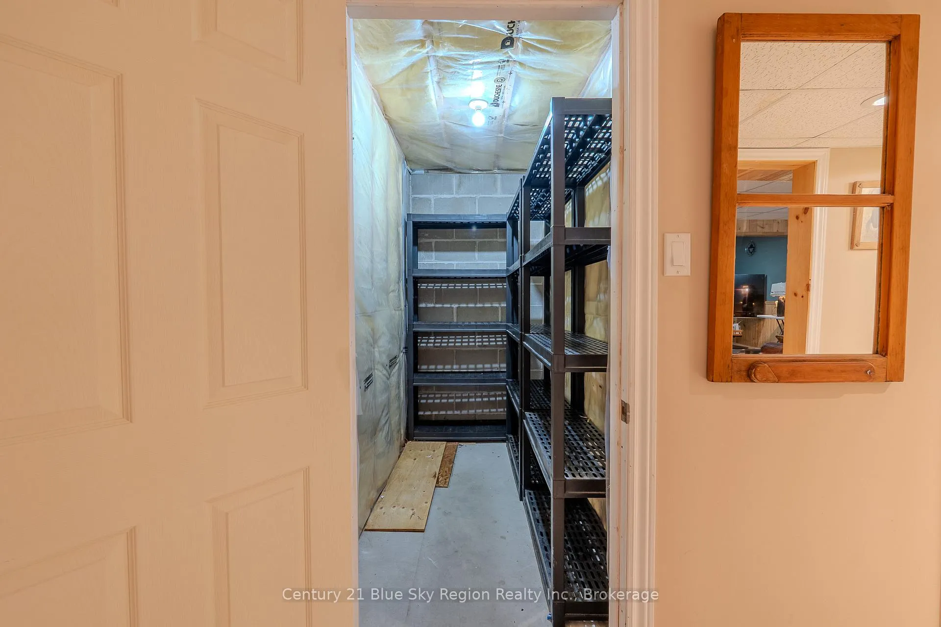 Photo 35 of 220 Hummel Line, Powassan, Trout Creek — HOMEH