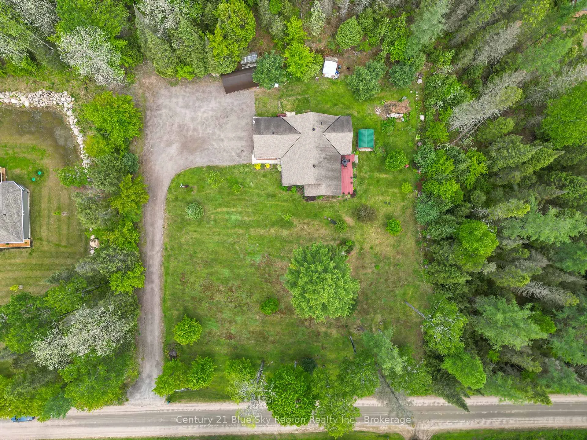 Photo 43 of 220 Hummel Line, Powassan, Trout Creek — HOMEH