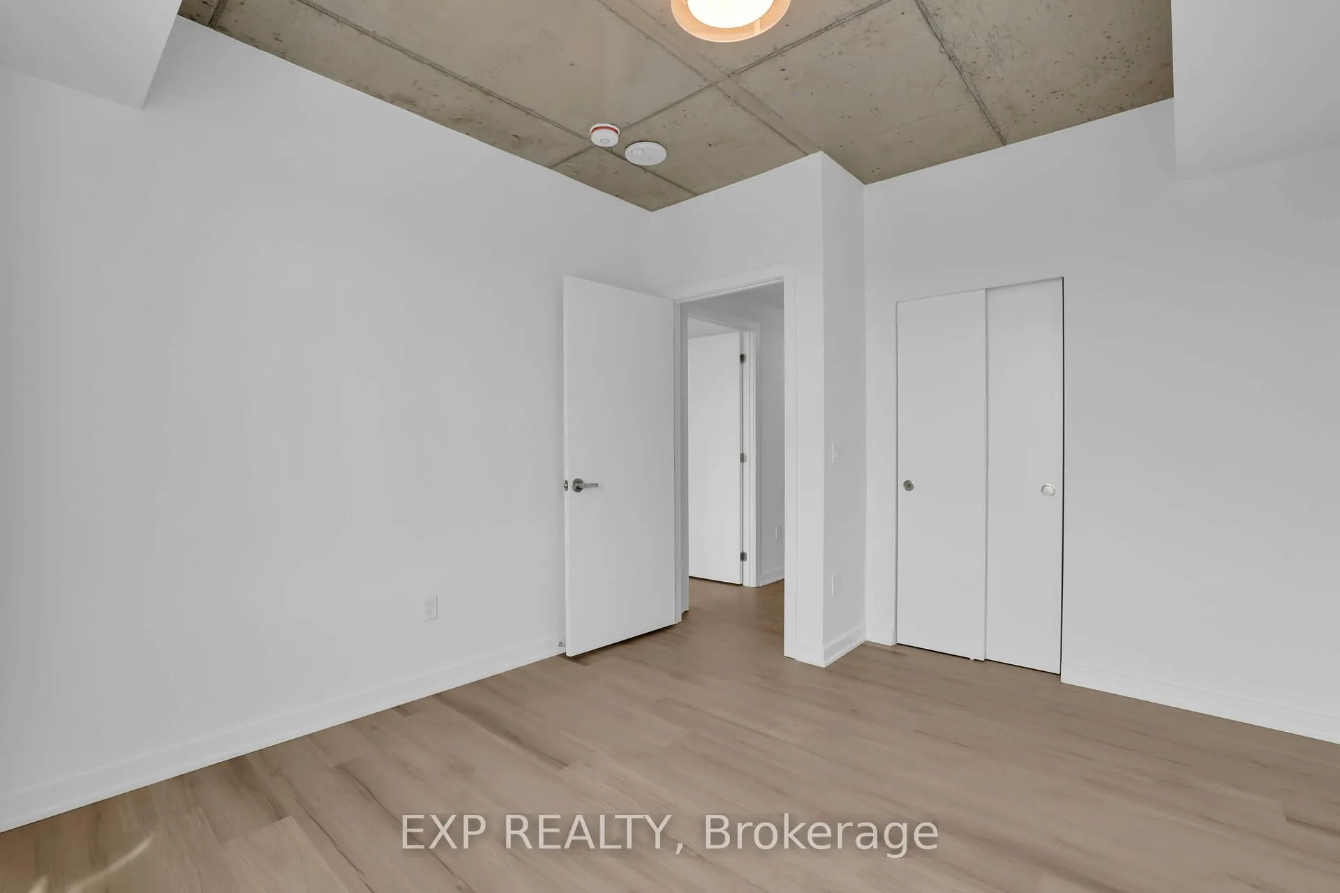 Photo 6 of Unit 911, 36 Robinson Avenue, Ottawa, Sandy Hill — HOMEH