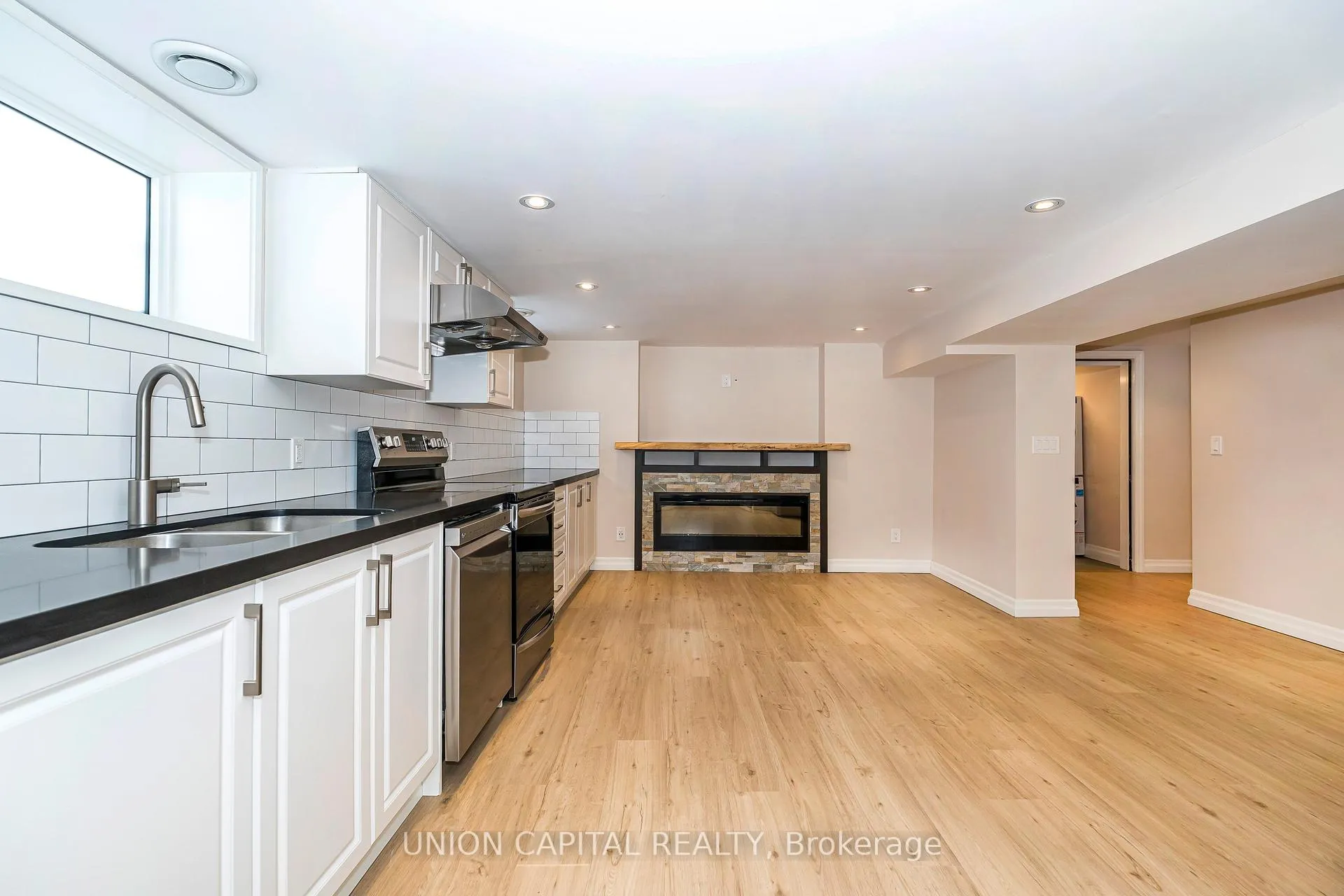 Photo 4 of Unit Basement, 40 Peveril Hill N, Toronto, Humewood-Cedarvale — HOMEH