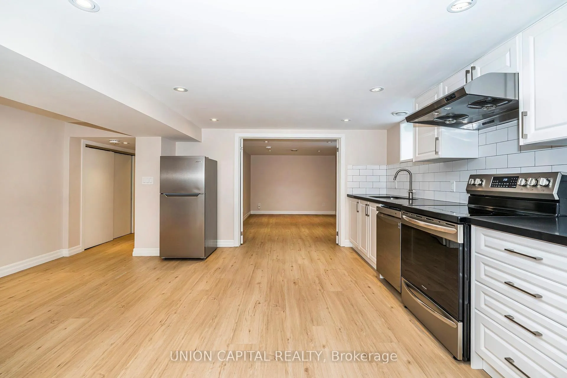 Photo 9 of Unit Basement, 40 Peveril Hill N, Toronto, Humewood-Cedarvale — HOMEH